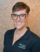 Dr. Leslie Bateman, D.C. - Professional headshot