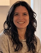 Dr. Zoey Landau, D.C - Professional headshot