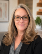 Dr. Christa Curtis, D.C. - Professional headshot