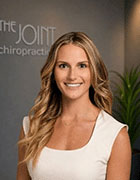 Dr. Nicole Hoffman, D.C. - Professional headshot