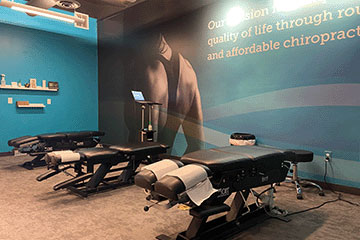 The Joint Chiropractic Atascocita Adjustment Bay