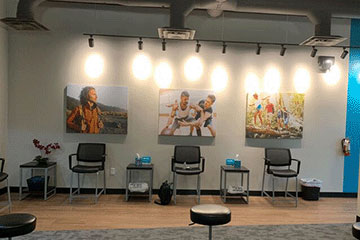 The Joint Chiropractic University Mall Adjustment Bay