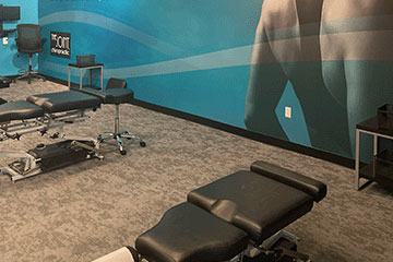 The Joint Chiropractic Tiger Town Adjustment Bay