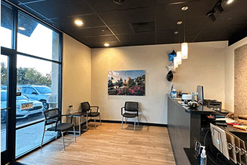The Joint Chiropractic Calvine Pointe Front Lobby