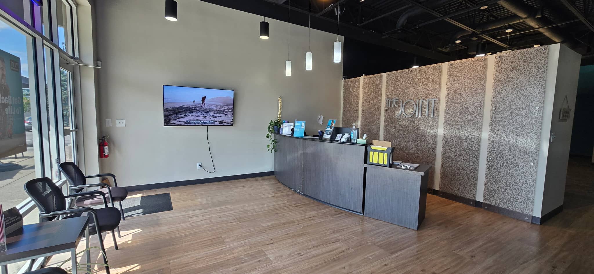 Walk in to The Joint Chiropractic - Greenwood IN