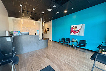 The Joint Chiropractic Alamo Heights Front Lobby