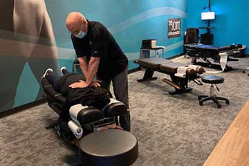 Des Peres Clinic interior image