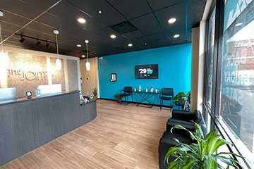 Red Oak Clinic interior image