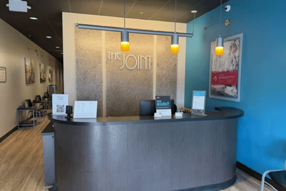 The Joint Chirorpractic Peachtree City Front Desk