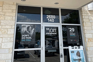 Pearland Parkway Clinic interior image