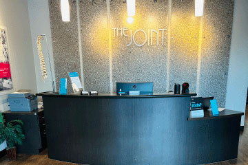 The Joint Chiropractic Riverside Plaza Front Desk