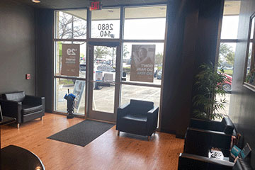 Pearland Parkway Clinic interior image