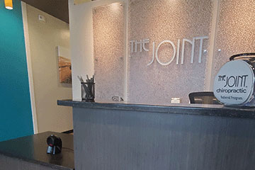 The Joint Chiropractic Kitty Hawk Front Desk