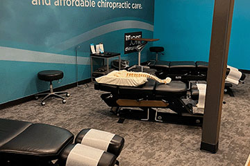 The Joint Chiropractic Arlington Highlands Adjustment Bay