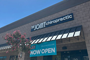 The Joint Chiropractic Bakersfield North Exterior