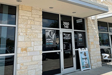 Pearland Parkway Clinic interior image