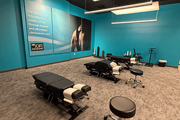 The Joint Chiropractic Hilltop Adjustment Bay