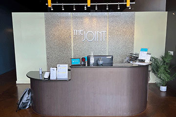 The Joint Chiropractic Cool Springs Front Desk