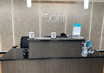 The Joint Chiropractic Midtown Crossing Front Desk