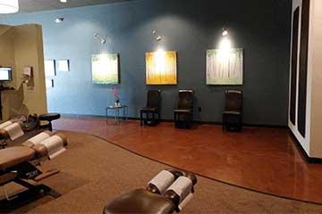 The Joint Chiropractic San Tan Village Adjustment Bay