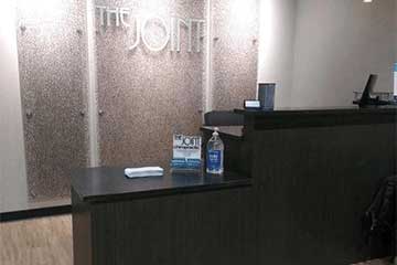 The Joint Chiropractic Kitty Hawk Front Desk