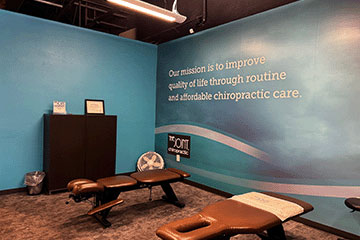 The Joint Chiropractic Paradise Village Adjustment Bay