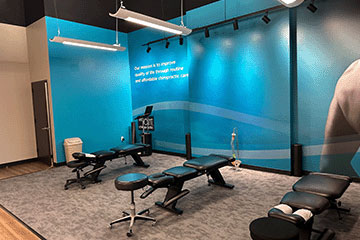 The Joint Chiropractic Heights Adjustment Bay