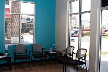 The Joint Chiropractic Lorain
Front Lobby