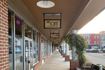 The Joint Chiropractic Willow Lawn Exterior