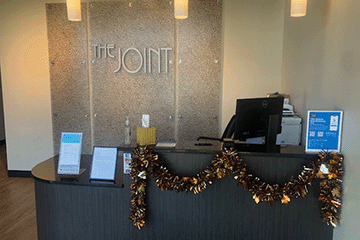 The Joint Chiropractic Oak Creek Front Desk