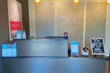 The Joint Chiropractic Desert Ridge Front Desk