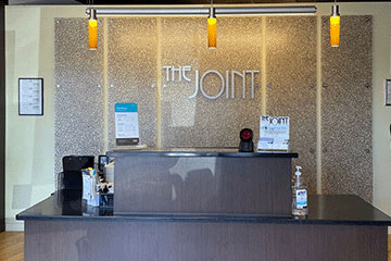 The Joint Chiropractic Santa Ana Bristol Front Desk