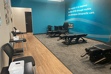 The Joint Chiropractic Tyler Adjustment Bay