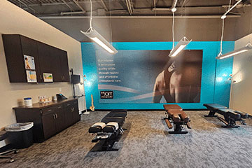 The Joint Chiropractic Lynnwood Adjustment Bay