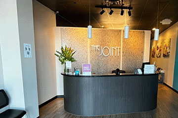 The Joint Chiropractic Arlington Highlands Front Desk