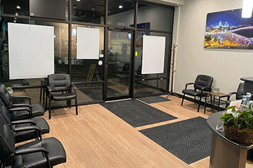 Hales Corners Clinic interior image