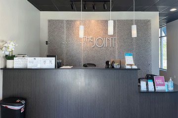 The Joint Chiropractic Bloomingdale FL Front Desk