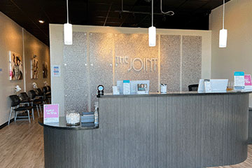 The Joint Chiropractic El Paso NE Front Desk