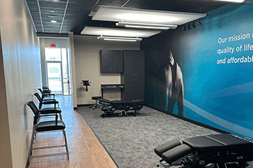 The Joint Chiropractic Lake Jackson Adjustment Bay