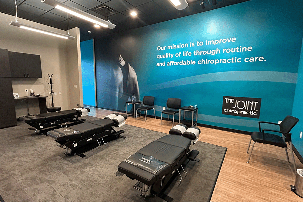 The Joint Chiropractic Fort Smith Adjustment Bay