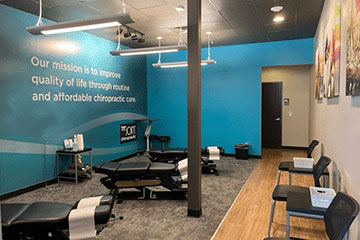The Joint Chiropractic Arlington Highlands Adjustment Bay