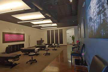 The Joint Chiropractic Cascade Park Adjustment Bay