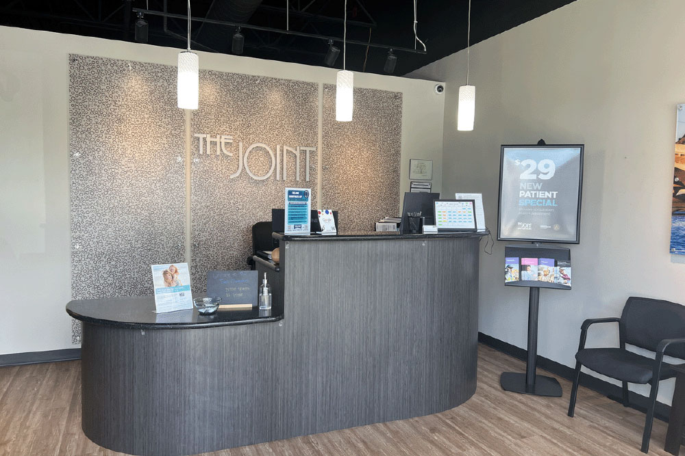 The Joint Chiropractic Sugar Hill Front Desk