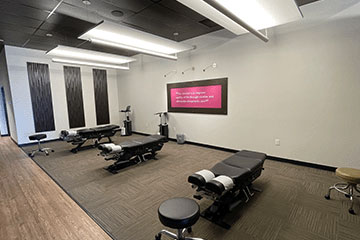 The Joint Chiropractic Edmond Adjustment Bay