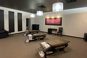 The Joint Chiropractic Willow Lawn Adjustment Bay