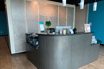 The Joint Chiropractic Goodlettsville Front Desk