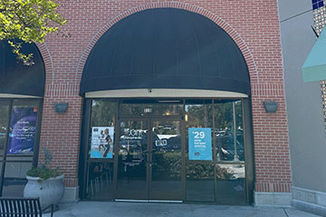 The Joint Chiropractic Riverside Plaza Exterior