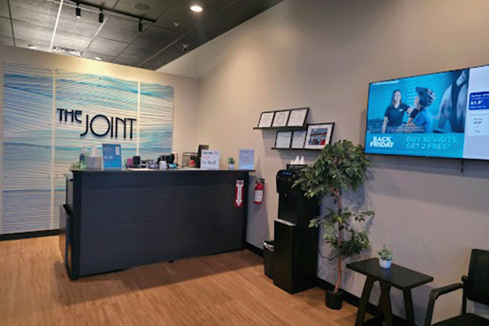 The Joint Chiropractic Verrado Front Desk