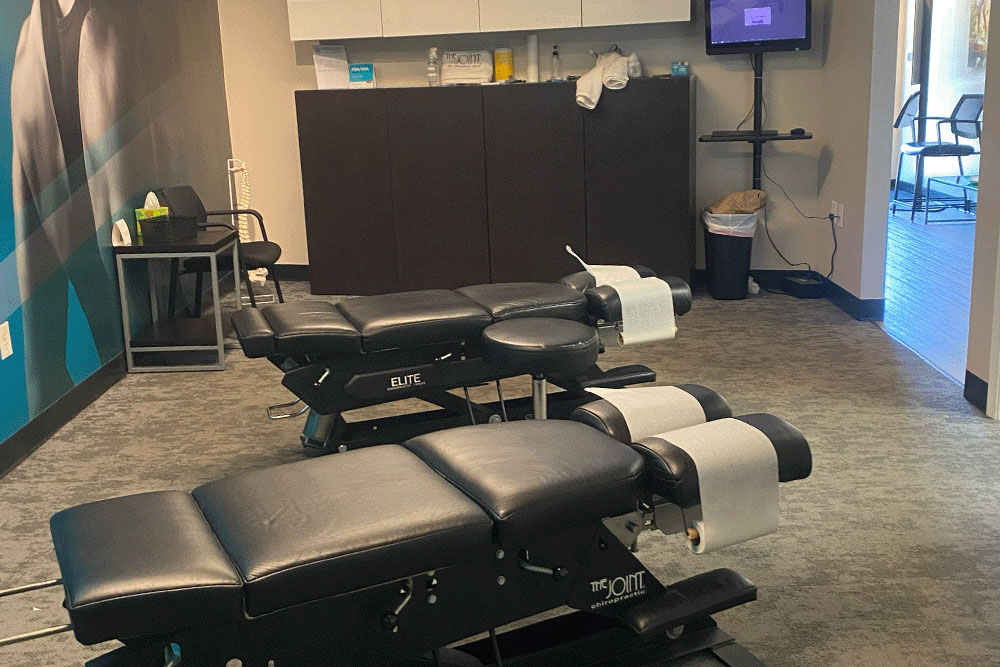 The Joint Chiropractic North Druid Hills Adjustment Bay