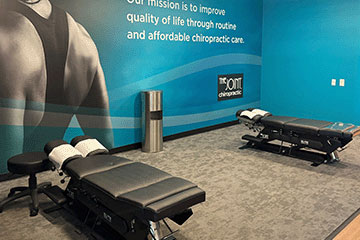 The Joint Chiropractic Alamo Heights Adjustment Bay